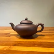 [Chengyuan***]  宜興製♦️宜興壺 中品壺 紫砂壺 紫泥壺 造型壺 笑櫻壺 早期壺 名家壺 精品壺