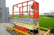 美國JLG 1930ES高空自走車 (二手車 非Genie Sky Jack)