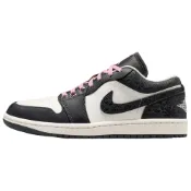 (店+)【Jordan】II0595-001 Jordan Air Jordan 1 SE Iced Carmine 舒適貼合 低幫 復古籃球鞋 女款 炭黑