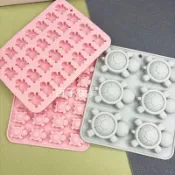 🔥臺灣出🔥迷你小烏龜硅膠模具烏龜對對碰樹脂滴膠模龜苓膏軟糖烘焙工具 小烏龜模具 烏龜模具 冰塊模具
