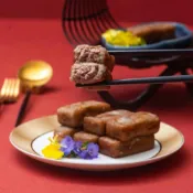 (店+)【全國麗園】金磚芋泥鴨方400g 美鳳有約聯名 香酥芋頭鴨 芋頭鴨方 冷凍調理包(功夫菜 芋頭鴨)
