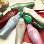🌸SHISEIDO 舞波瞬柔 甦活養髮 逆時馭柔 芳泉極淨 絲樣質控 靓光護色 靓色修護 洗髮乳250ml現貨供應