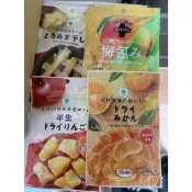 日本 全家 Family Mart 半生水果乾 果乾 梅子 番薯