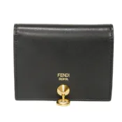 【DOKODEMO】二手FENDI By The Way 小號皮夾，金色鉚釘，對折式，卡包，零錢包，燙金Logo，黑色，8M0387 SME F0KUR