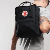 (店+)【Fjallraven】Kanken Classic 瑞典 北極狐 小狐狸 黑色 後背包 狐狸包 空肯包 背包 書包 方形 女包 男包