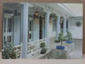 【 明信片】早期慈湖謁陵紀念明信片 正廳迴廊 先總統蔣公 蔣中正 蔣介石 民國64年 (P706) 