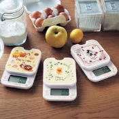 『預購』狐熊百貨 日本 🇯🇵 迪士尼 米妮 奇奇蒂蒂 小熊維尼 廚房用品 磅秤 料理秤 電子秤