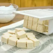 銀聯網日用品生活館 日式多功能豆腐切塊神器 切豆腐刀具模具 創意水晶膏龜苓膏切塊機1入