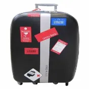 【SNOW.bagshop】熊熊叔叔 貼紙 25吋 行李箱 MIT製造 三段鋁合金拉桿 附活動國際海關鎖 固定保護