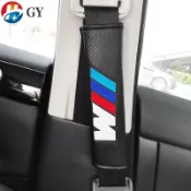 勁選🚄好貨安全帶護肩套碳纖皮車用護肩套Honda Toyota Mazda 尼桑 寶馬 賓士 現代 福特三菱 奧迪Vo