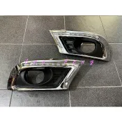 涔峰ＣＦ☆(三色)TOYOTA CAMRY 6.5代 09年後 日行燈 晝行燈 方向燈 LED 冰藍 霧燈罩 物燈框