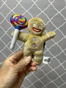 【人氣爆款】全新到手即用的新加坡 環球影城姜餅人鑰匙圈，附原廠 標牌 尺寸約13公分 專櫃直出 姜餅人 公仔鑰匙圈 影城