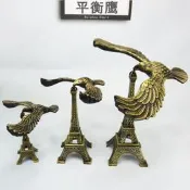 平衡鷹重力鳥擺件高級感小眾客廳裝飾品艾菲爾鐵塔永動機金屬玩具