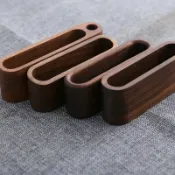 NOAHSHOP 客製雷雕 原木名片盒 櫸木/胡桃木名片夾 實木底座 桌面整理 收納 商務辦公 筆筒