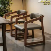 轉機商店 【胡桃木質感】實木餐椅 書桌椅 靠背椅 扶手椅 家用椅子 北歐風餐桌椅 2026新款 簡約設計 穩固耐用 書房客廳兩用