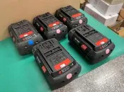 〈缺貨中請勿下標〉★ BOSCH 原廠 36V 2.6A 鎚鑽用鋰電池 [二手故障品]