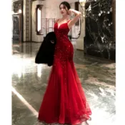 法式聚會派對性感紅色吊帶長裙女裝緊身高級設計V領亮片無袖露背中長款A字洋裝