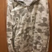 A BATHING APE 白狼 白迷彩 水鑽 連帽外套 黃金M號
