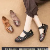 【中老年衣服】👵阿嬷鞋 奶奶鞋 平底鞋 軟底編織鞋 防滑民族風花朵媽媽涼鞋真皮軟底平底鏤空洞洞鞋女夏季防滑透氣老人鞋