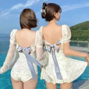 喜挖2店 新款日韓聚攏防曬沙灘溫泉聚攏遮肚蕾絲學生白色連身裙女泳衣