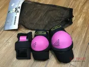 HY SPORT 弘揚體育登山用品社 【H.Y SPORT】VP 可調式三合一護具（含護掌/護肘/護膝）一對入/粉/藍/黑 三色/直排輪/滑板單車 (紅標）