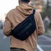(店+)【NIKE 耐吉】Nike Tech Waist Pack Logo 斜背 大容量 腰包 黑 DN2556-010