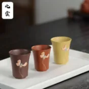 【化雲】宜興原礦紫砂杯中式聞香杯品茗精工純手工泥繪荷花功夫茶具小茶杯