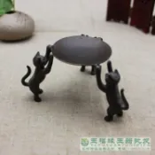 協貿國際日用品生活3館 古玩古董燭臺蠟臺雜項黃銅擺件仿古收藏煤油燈 三只小貓燈臺