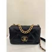 CHANEL 19口蓋包 26CM