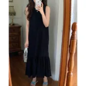 小姊姊飄逸長洋   棉麻材質 👉透氣 方便穿脫 特別的是背後領口設計  一件式的洋裝 ✔️ 約會get  ✔️渡假get
