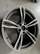 阿傑 全新庫存鋁圈 改裝鋁圈 19吋 5孔120 8.5J ET34 類BMW M5 只有1個 不含胎2600
