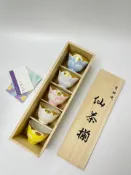 古瓷堂日本回流瓷器 日本有田燒文山窯牡丹金邊五客杯 浮雕金邊堆金工藝 精緻浮雕畫片 送禮自用茶道具 日式茶杯組 喝茶必備 質感木盒包裝