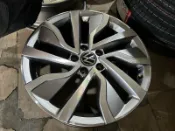 新車落地 福斯 TROC原廠 5孔112 18吋鋁圈