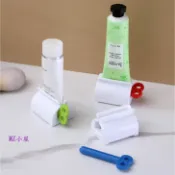 【台灣出貨 現貨】白色-洗面乳擠壓器【MZ小屋】牙膏擠壓器 洗面乳擠壓器 手動擠壓器 懶人擠壓神器 牙膏夾