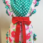 Pinkoi 代購 - 佛朗明哥用披肩與圍裙 B (綠色圓點與粉紅色花柄)