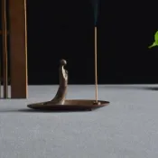 禪佛問道一葉香託 線香託 香插擺件 復古款 線香插 孤舟禪者香插 復古銅質感 簡約無相造型 文藝茶友心頭好