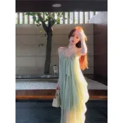 【lucky女裝】純欲性感露背掛脖吊帶洋裝女夏季度假褶皺長裙綠色寬鬆a字裙子