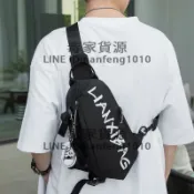 胸包男士潮牌運動側背包休閒男腰包時尚小包女斜背包【毒家貨源】【不二雜貨】
