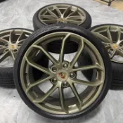 原廠1:1鍛造鋁圈 保時捷 718 GT4 20寸花瓣款倍耐力 P ZERO高性能輪胎 20*8.5J 孔距5x130