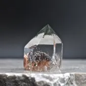 石栽 SHIZAI-共生異象綠藻水晶柱-含底座