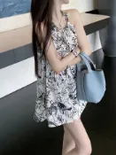 【印花連身裙】法式復古掛脖無袖吊帶長裙 夏季寬鬆度假風 高級感印花襯衫式洋裝 女裝 海邊渡假穿搭 氣質顯瘦連衣裙