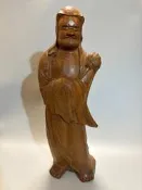【千代】日本中古 實木壹木雕刻達摩像 香樟木 有香味 有多處老裂 都已穩定 底部帶名家款 高度47.5cm 木