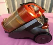 歌林 KOLIN8渦輪氣旋式吸塵器TC-R302C
