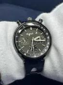 agnes b. 黑金新世界，探險三眼計時腕錶。最後一張照片為參考用。 錶徑38mm。