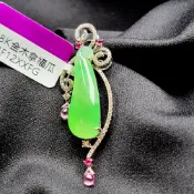 【溫寶翡翠】K104 18K真金真鑽豪鑲款放光木拿種福瓜吊墜