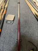 撞球桿 出自用精品手工杆，通體中八  X3精選硬彈前肢料。紫心木後把整體成色新。無磕碰瑕疵極品測紋，均勻密直到頂