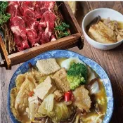 【鄭聰明沙鍋魚頭】沙鍋菜豪華涮肉鍋(沙鍋菜1包+涮肉片1盤)