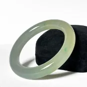 【Fubibaoding jeweler 富璧寶鼎珠寶】冰種淡三彩圓骨手鐲(天然A貨 冰種翡翠 玉鐲 台灣圍#18)