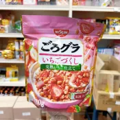 【潘蒂口袋屋】 快速出貨 日本 NISSIN 日清 果實 麥片 草莓麥片 草莓 大袋 綜合穀物 穀片