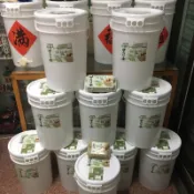 台南百寶桶9成新23L 6加侖密封附蓋子出售可 當廣告桶/創意行銷/儲物/化工稀釋/補土/批土/食品/萬用/便利/椅子